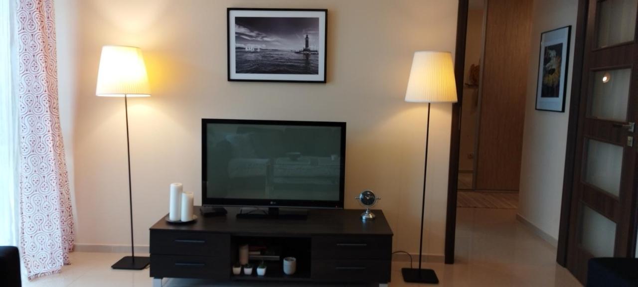 코워브제크 Apartament Amber Z Duzym Tarasem 아파트 외부 사진